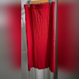 House of Harlow 1960 Red Pleated Pencil Midi Skirt